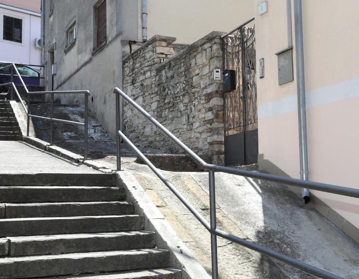 Apartman Kamala Pula Extérieur photo