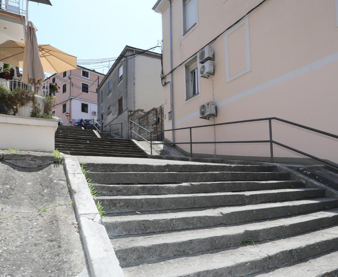 Apartman Kamala Pula Extérieur photo